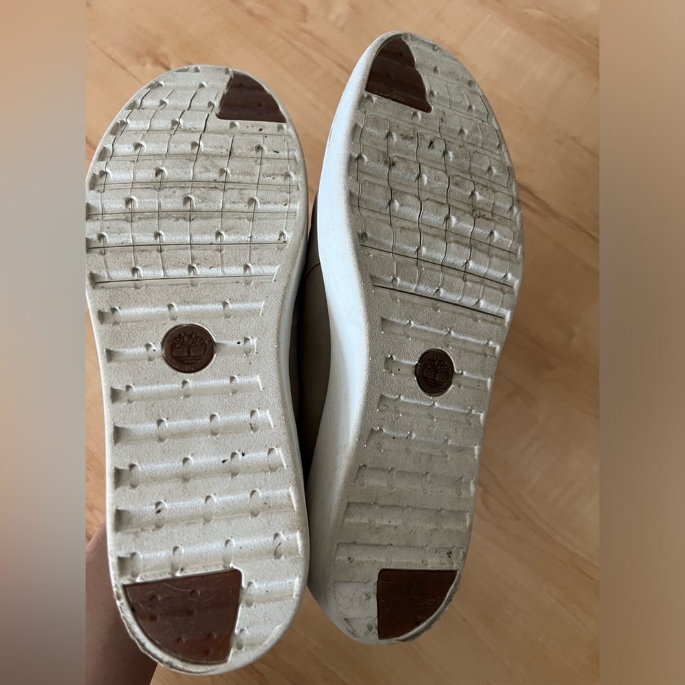 Timberland Slip-ons - Picture 9 of 9